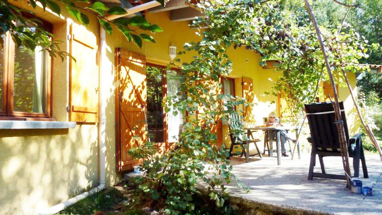 Holiday home Romantic In The Ardeche With Free Wifi And Tv